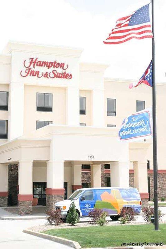 Hampton Inn & Suites Canton North Canton Exterior foto